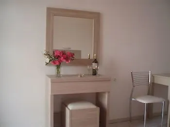 Hotel Yiannis