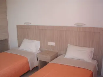 Yiannis Hotel 3*