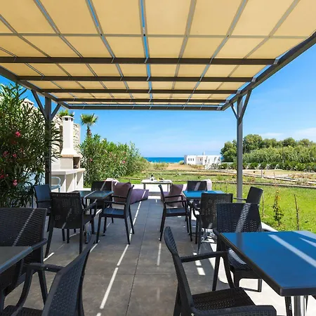 Yiannis Hotel 3*