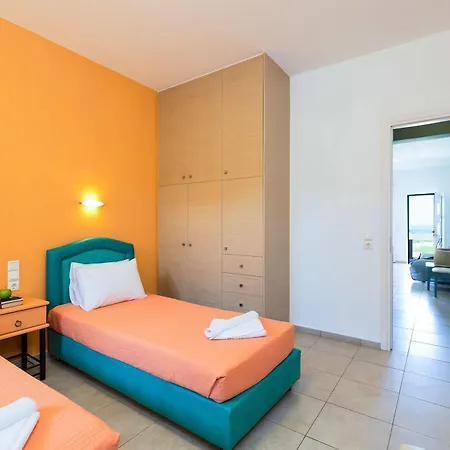Hotel Yiannis Adelianos Kampos