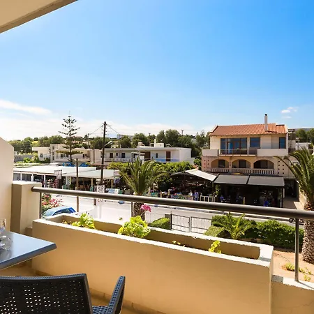 Hotel Yiannis Adelianos Kampos